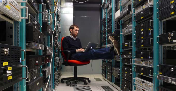 memilih web hosting
