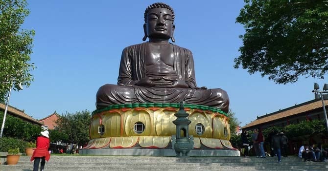 Patung Raksasa The Great Buddha
