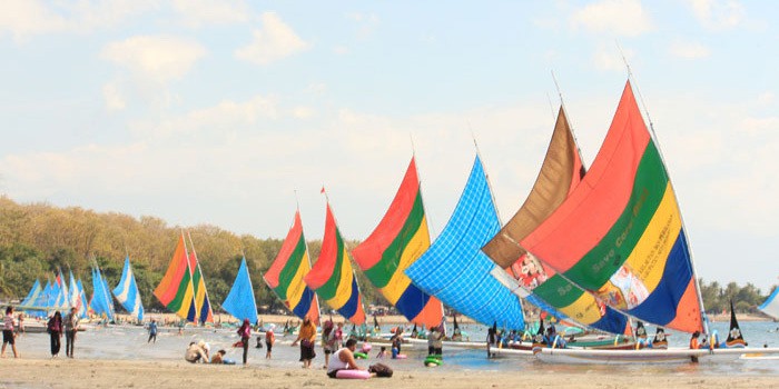 Pantai Pasir Putih Situbondo