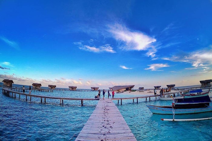 pulau romantis di indonesia