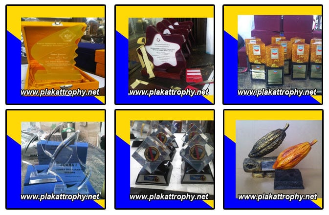 Pusat plakat