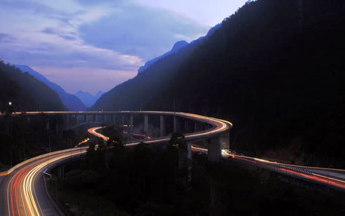 Jembatan layang Kelok 9