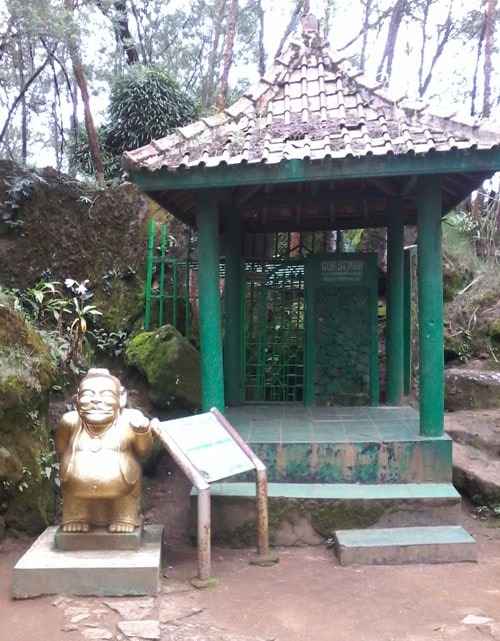 Wisata Telaga Warna