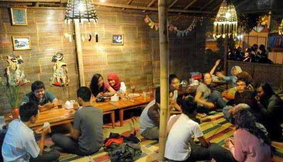 bisnis kreatif anak muda 