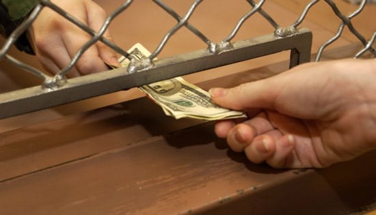 Tips Atasi Pinjaman Bermasalah
