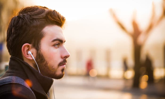 Perbedaan Headphone