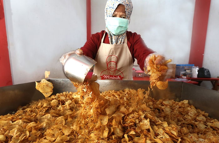 Keripik Pedas Maicih