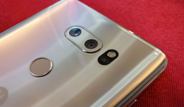 LG V30 Plus