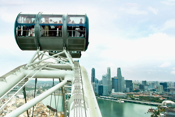 Berwisata ke Singapura