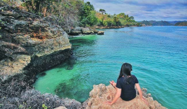 Pantai Tercantik di Malang