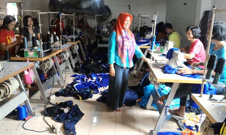 menjalankan bisnis konveksi