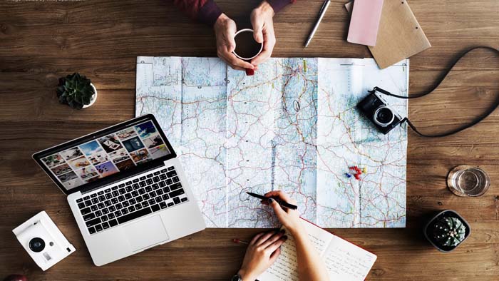 Traveling Asyik di Era Modern