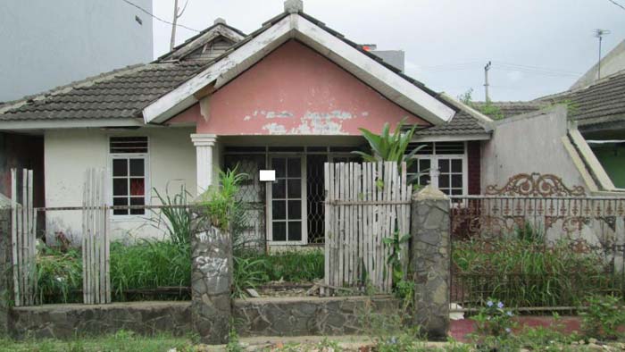 membeli rumah murah