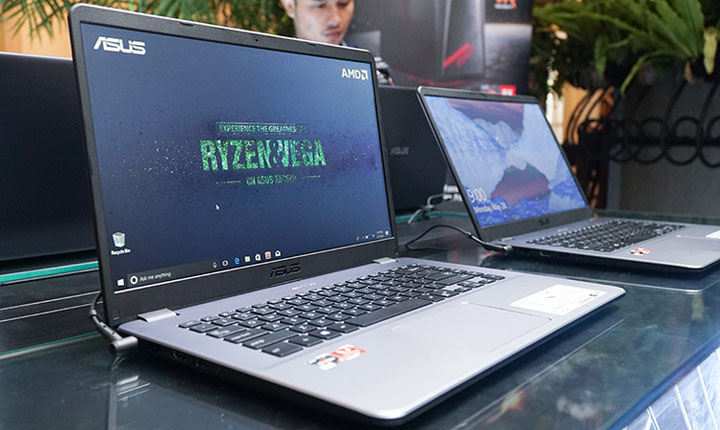 Laptop dengan Spesifikasi Tinggi