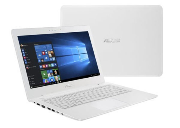 Laptop dengan Spesifikasi Tinggi