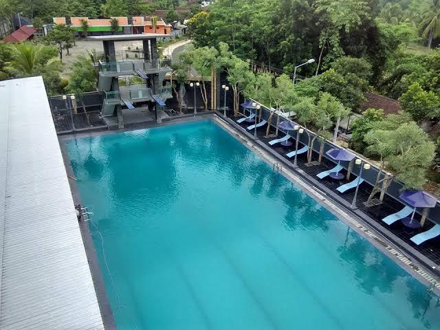 Green Hill Hotel, Rembangan