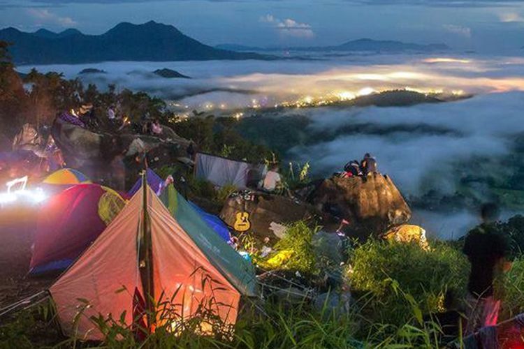 bukit jamur