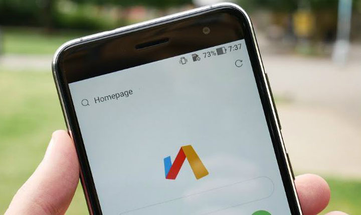 Aplikasi browser via