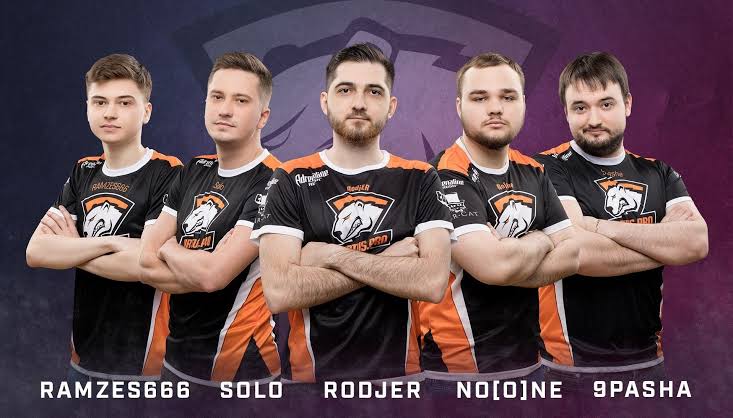 tim eSports terbaik