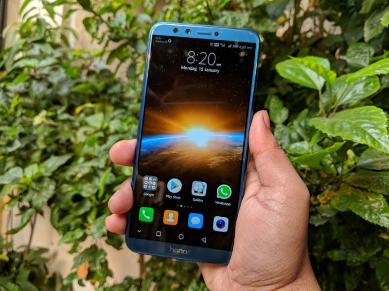 smartphone dengan dual kamera depan