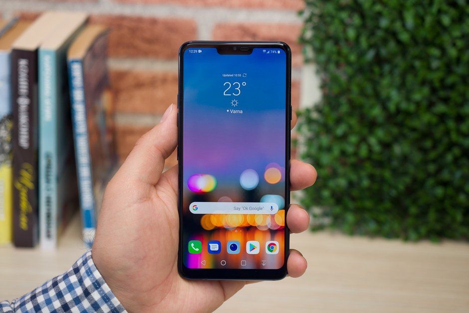 smartphone dengan dual kamera depan