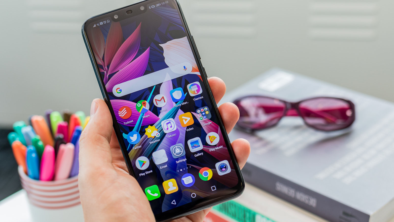 smartphone dengan dual kamera depan