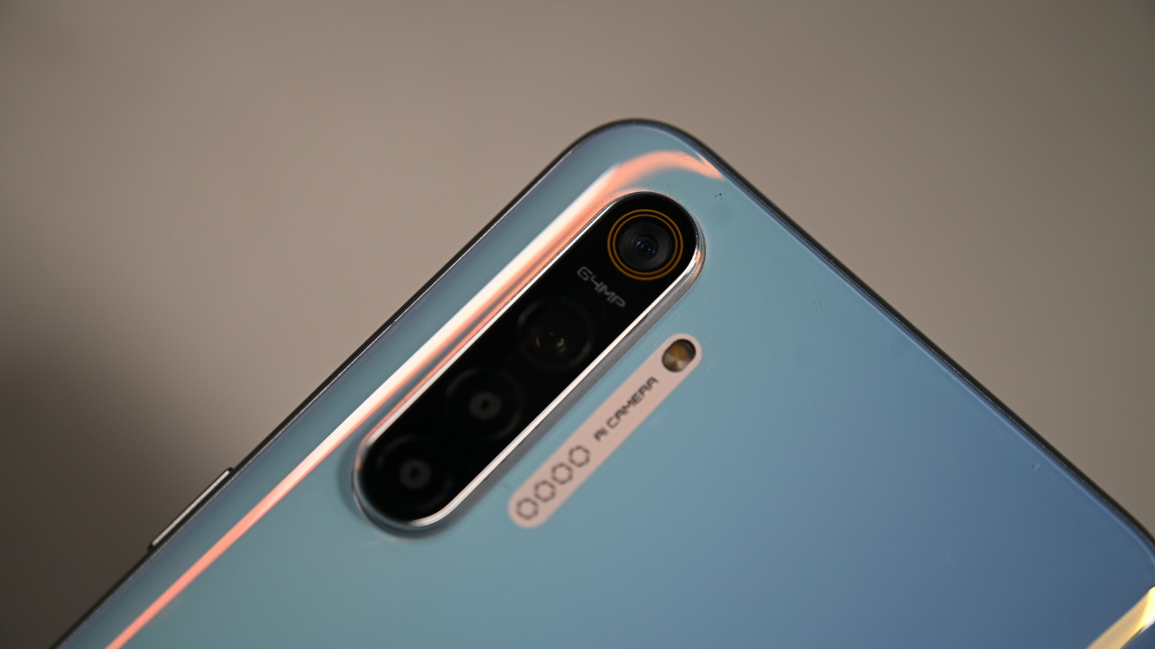Spesifikasi lengkap Realme XT