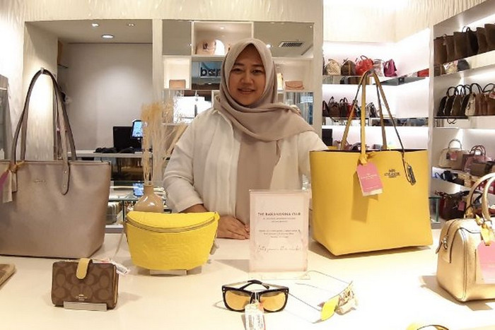 Memiliki Kerja Sama dengan Kerabat di Luar Negeri