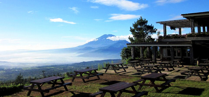 Cafe Rooftop Pondok Kopi Umbul Sidomukti