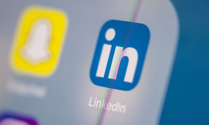 linkedin stories
