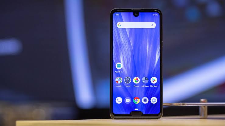 Spesifikasi Sharp Aquos Zero 2 dan R3